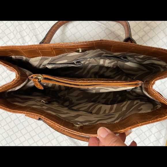 Ann Klein Brown Shoulder Bag - Picture 7 of 10